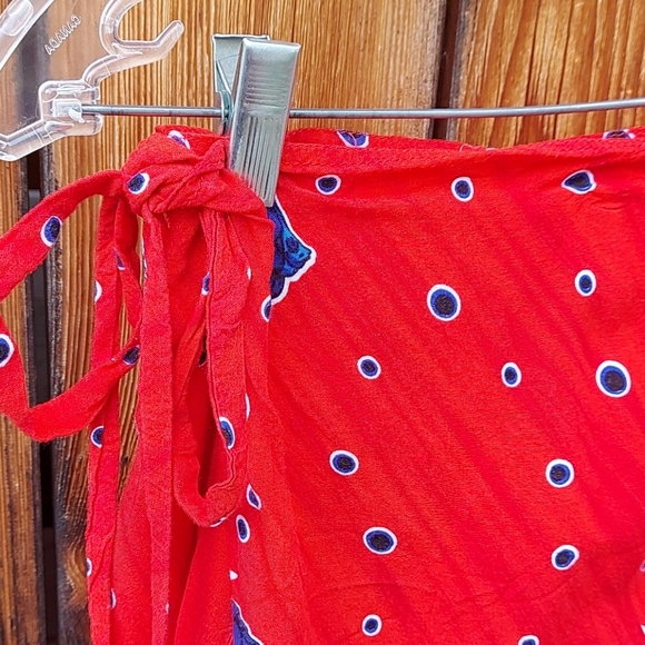 Red under the sea Sarong - Picture 8 of 8
